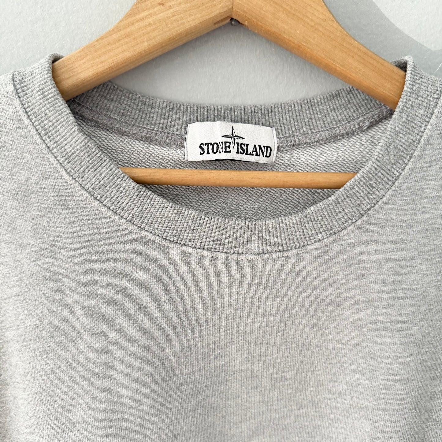 Stone Island / Light grey sweatshirt / Mens S