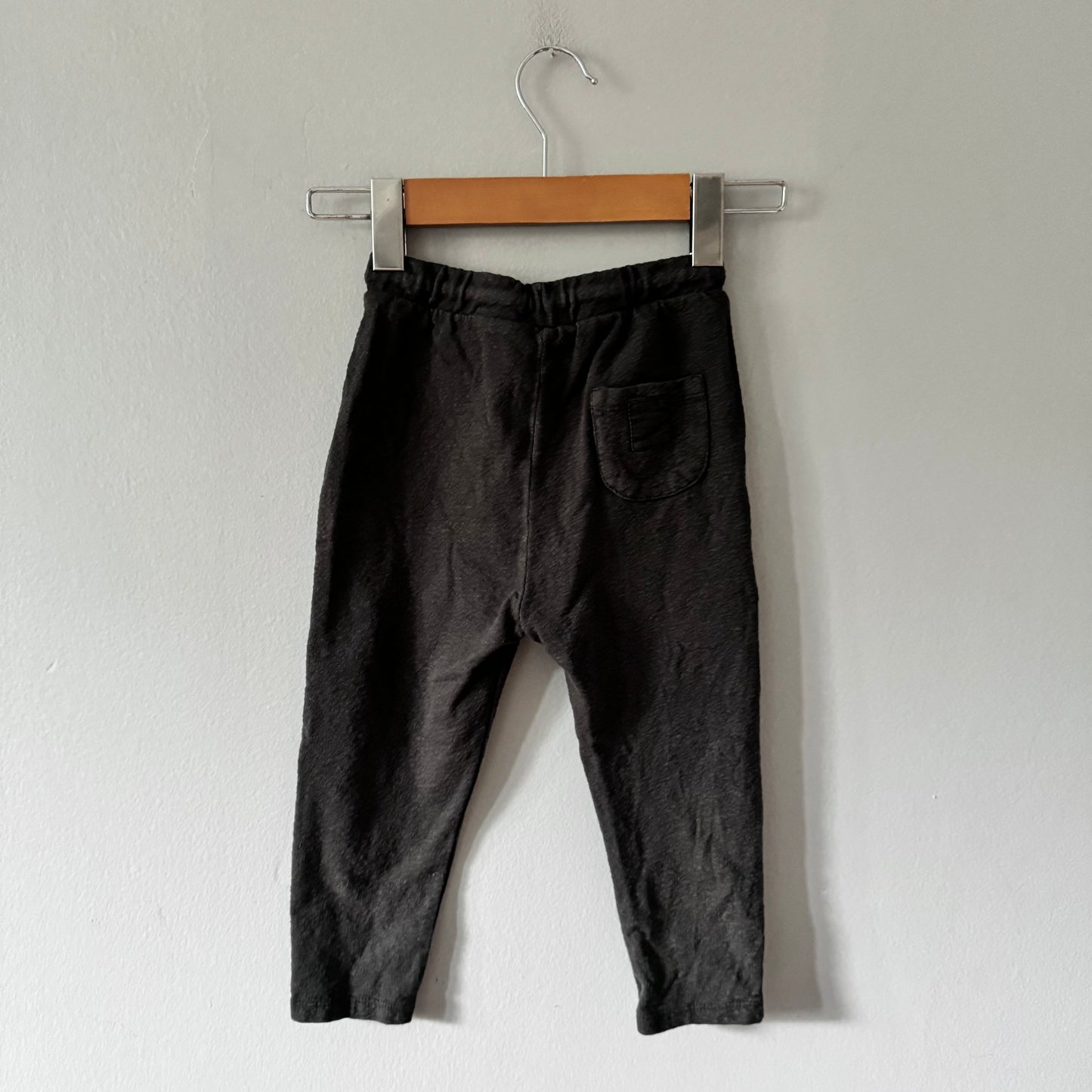 Zara / Dark grey crew pants / 2-3Y