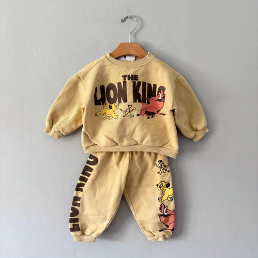 Zara / Lion King sweatshirt & pants set / 24M