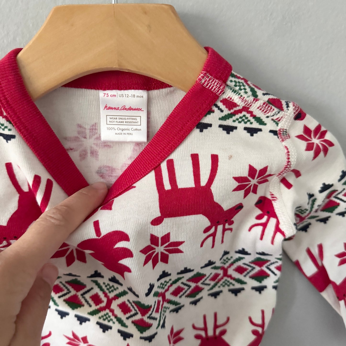 Hanna Andersson / Holiday pajama top / 12-18M