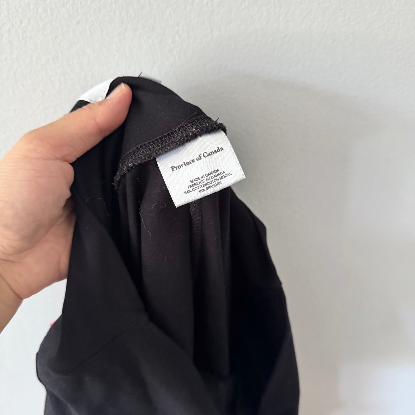 Province of Canada / Black leggings / L