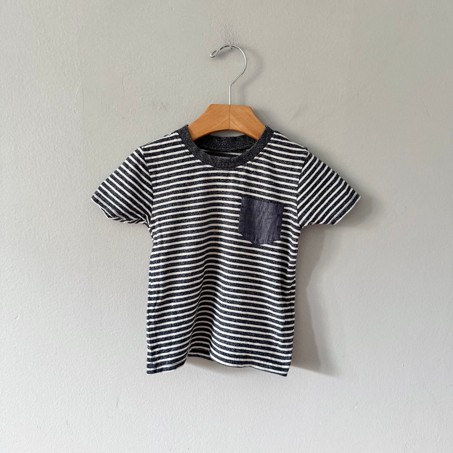 Primark / Navy stripe T-shirt / 18-24M
