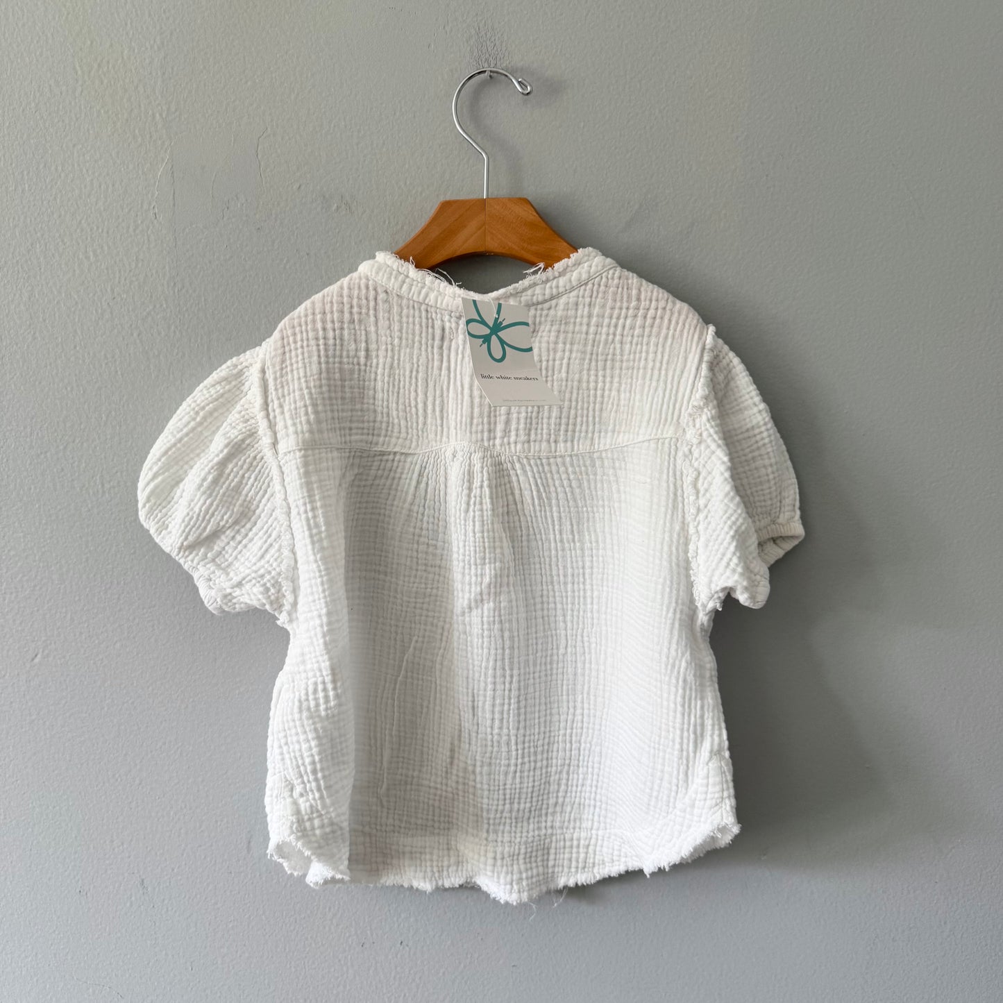 Zara / White muslin top / 7Y