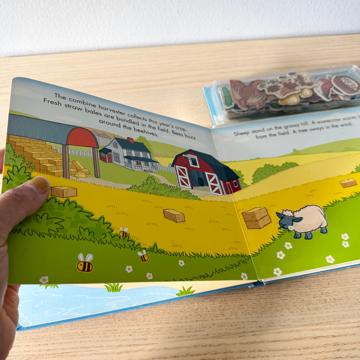 On the Farm (Magnetic Story and Play Scene)