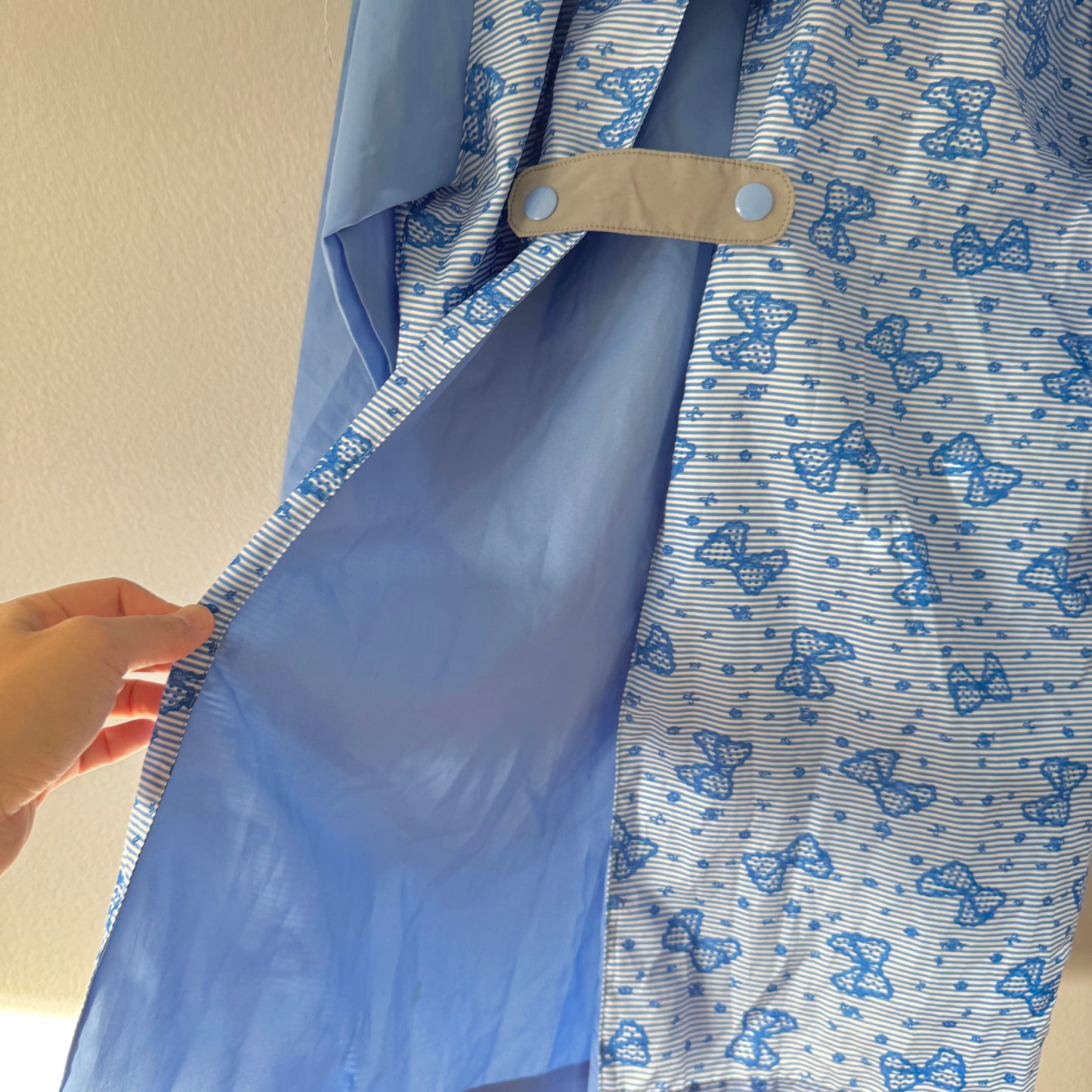 No brand / Light weight rain coat / 8Y