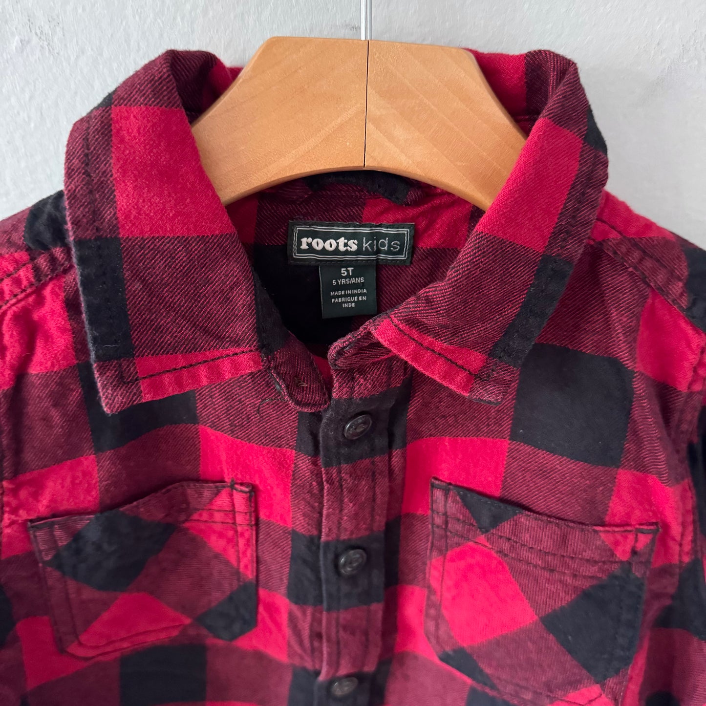 Roots / Red black plaid flannel shirt / 5T