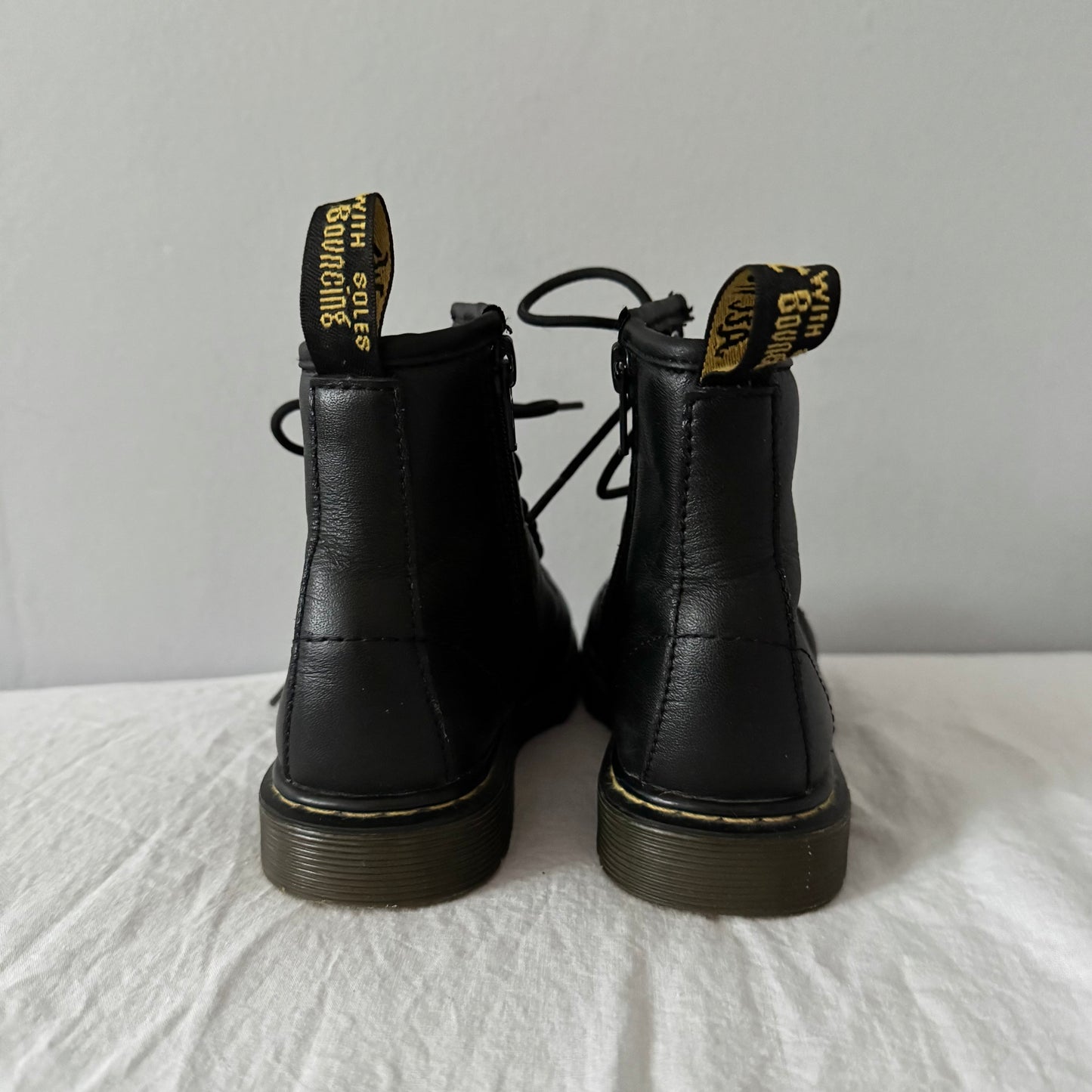 Dr. Martens / Boots / US11
