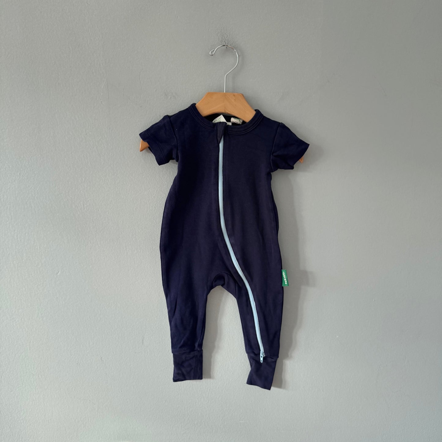 Parade Organics  / Navy x blue short sleeve romper / 3-6M