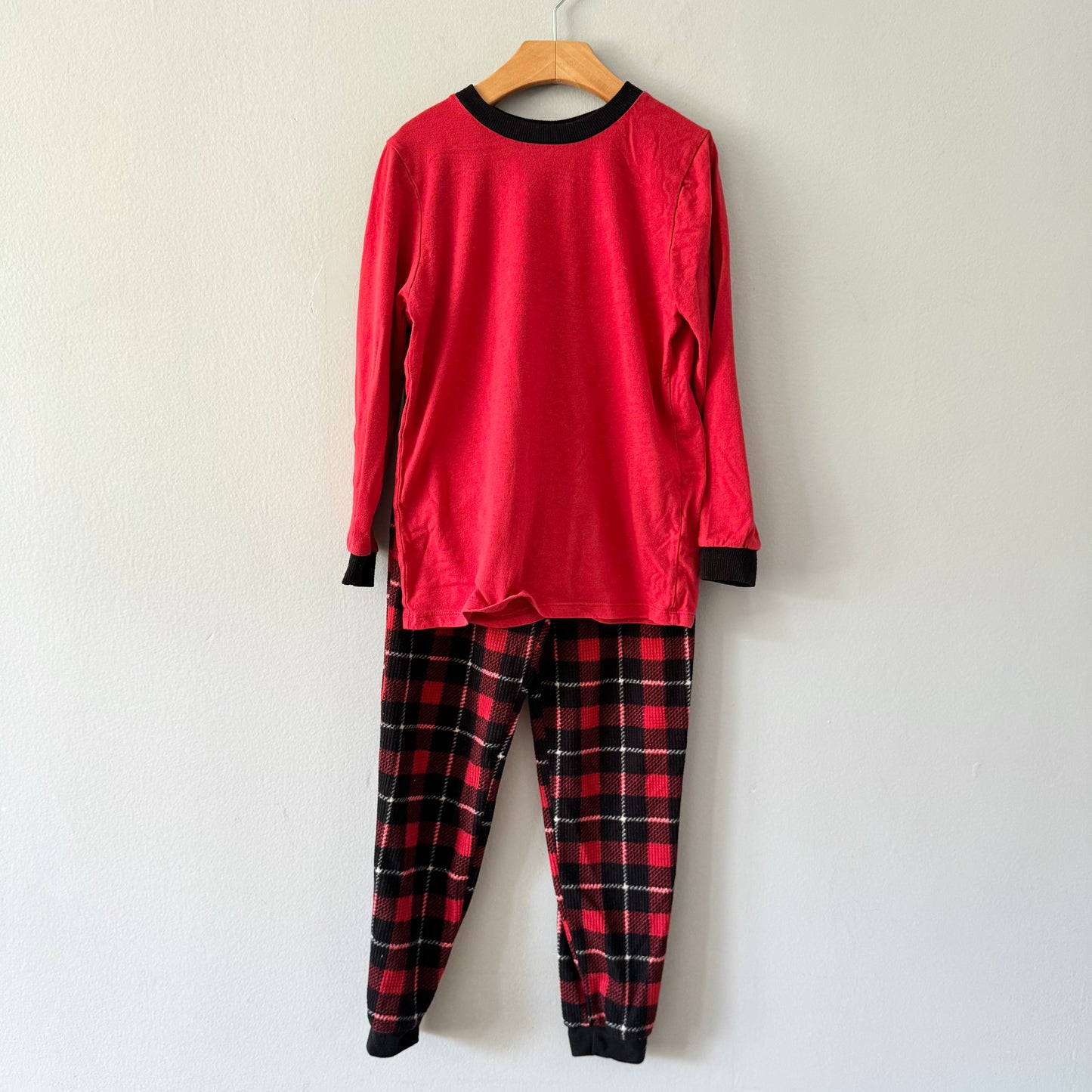 Eddie Bauer / Red x black pajama set / 7-8Y