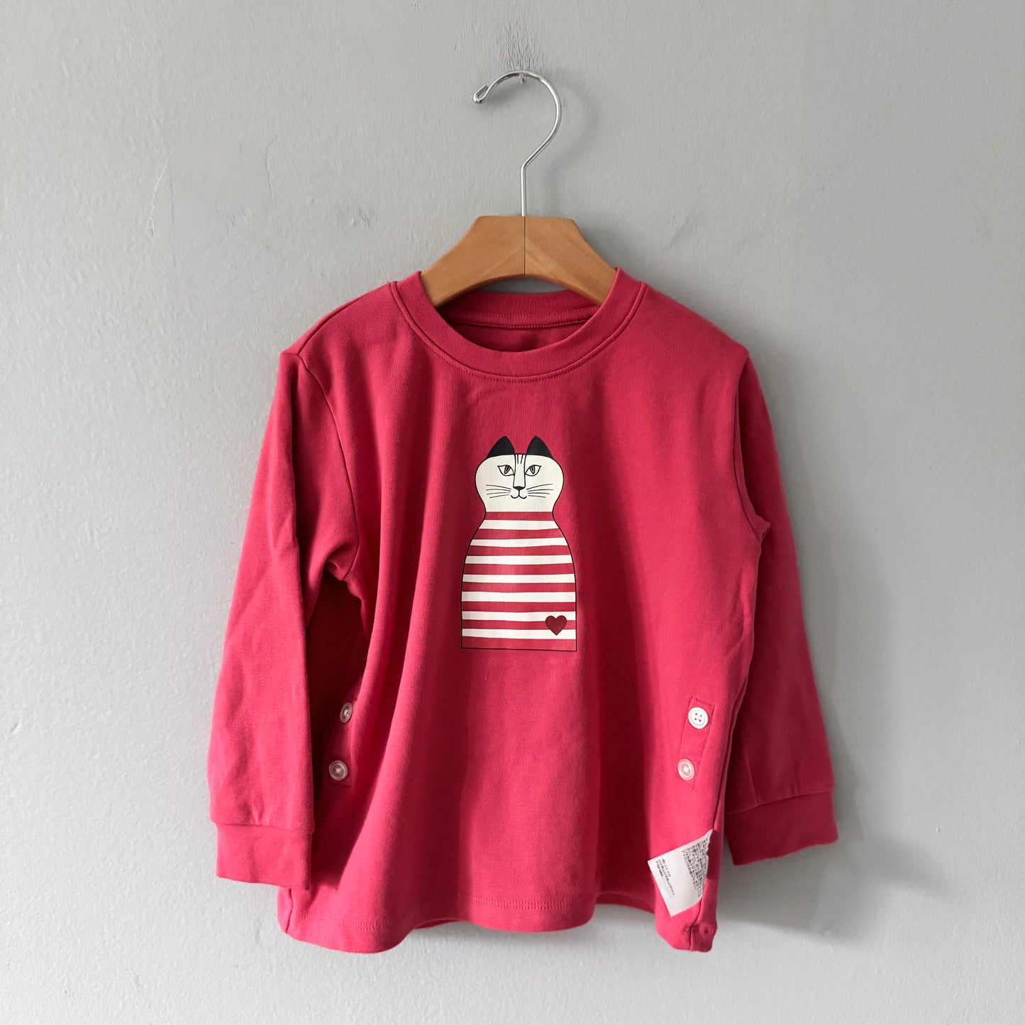 Uniqlo / Red long sleeve top / 100(3-4Y)