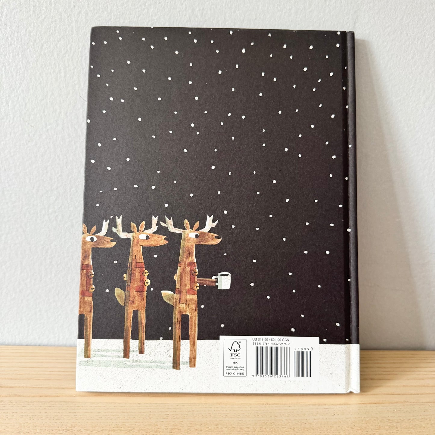 How Does Santa Go Down The Chimney? / Mar Barnett & Jon Klassen