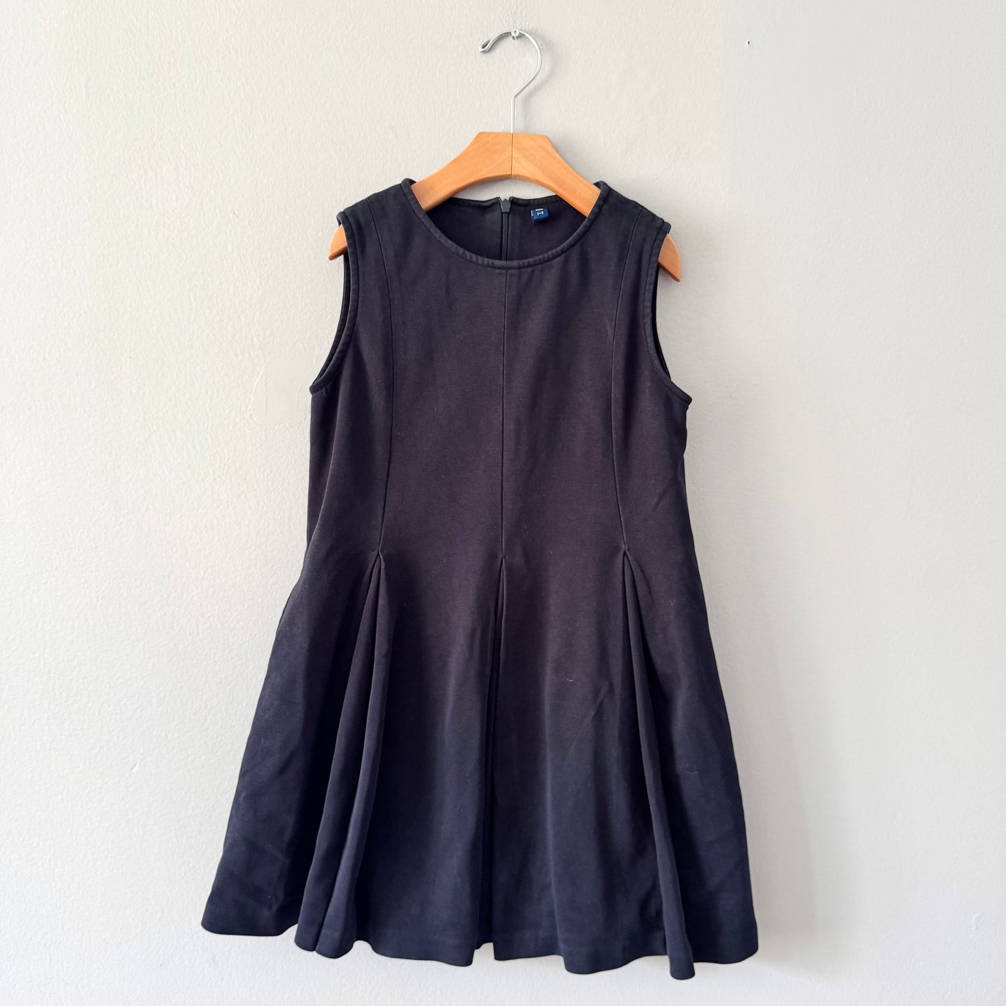 Uniqlo / Navy dress / 7-8Y - PLAY