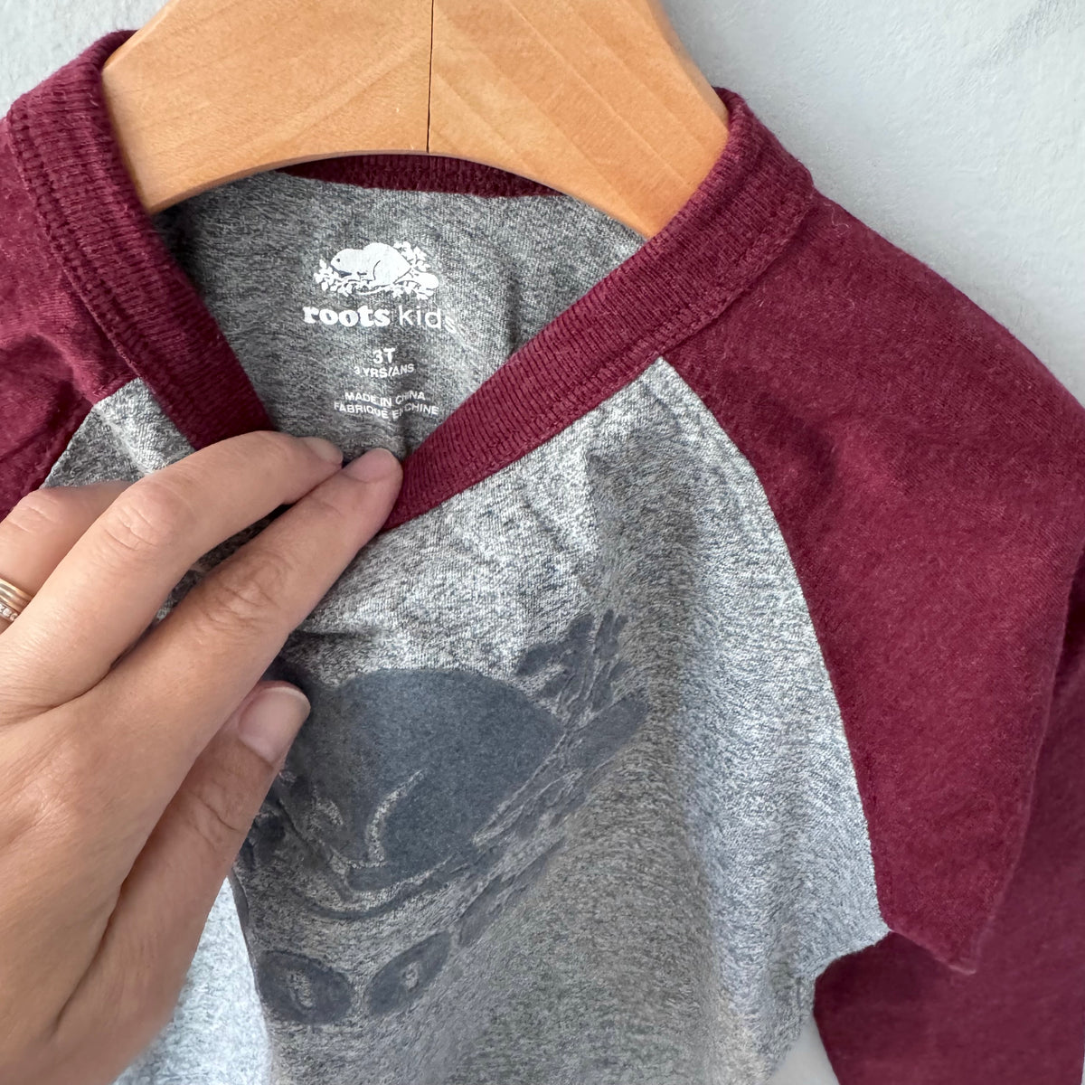Roots / Grey x burgundy raglan long sleeve / 3T