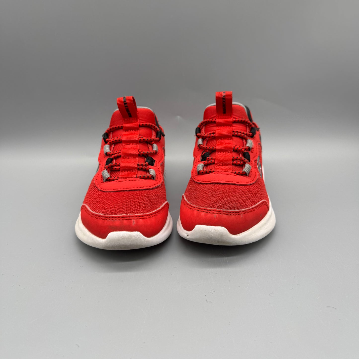 Sketchers / Running Shoes / US12