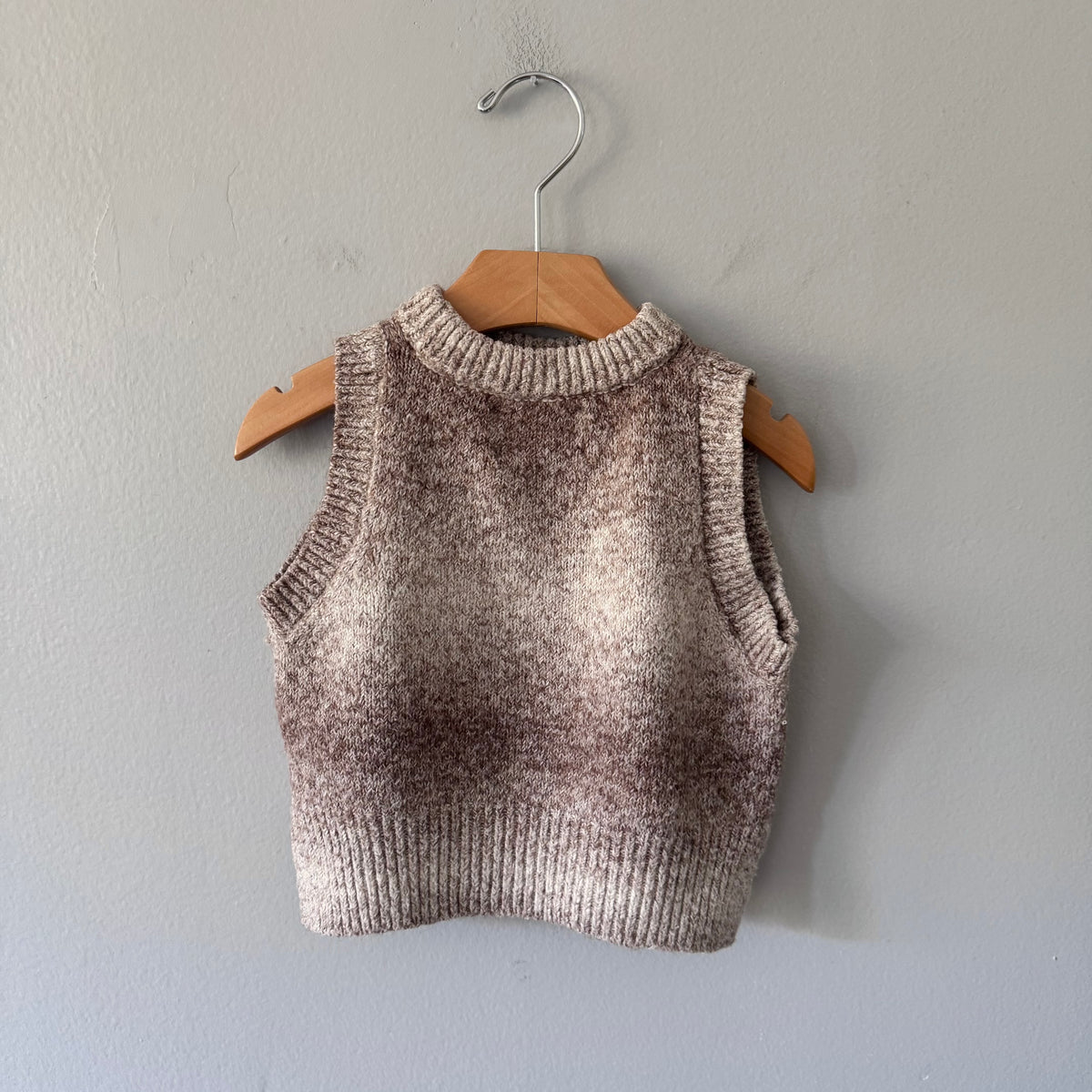 Zara / Knit tank top / 6-7Y(Fits 2-4Y)