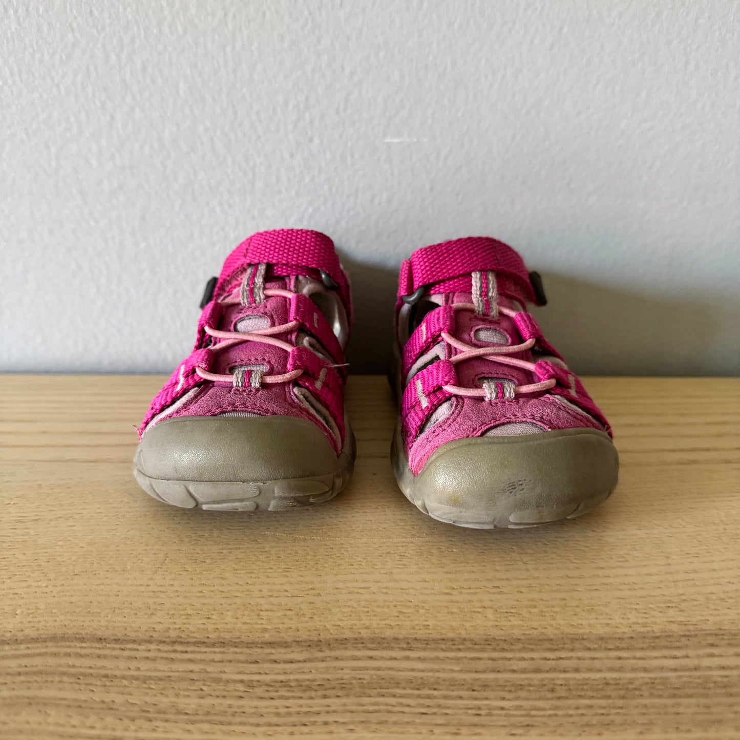 Keen / Sandals / US5