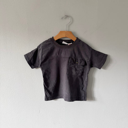 Zara / Dark grey T-shirt with pocket / 12-18M