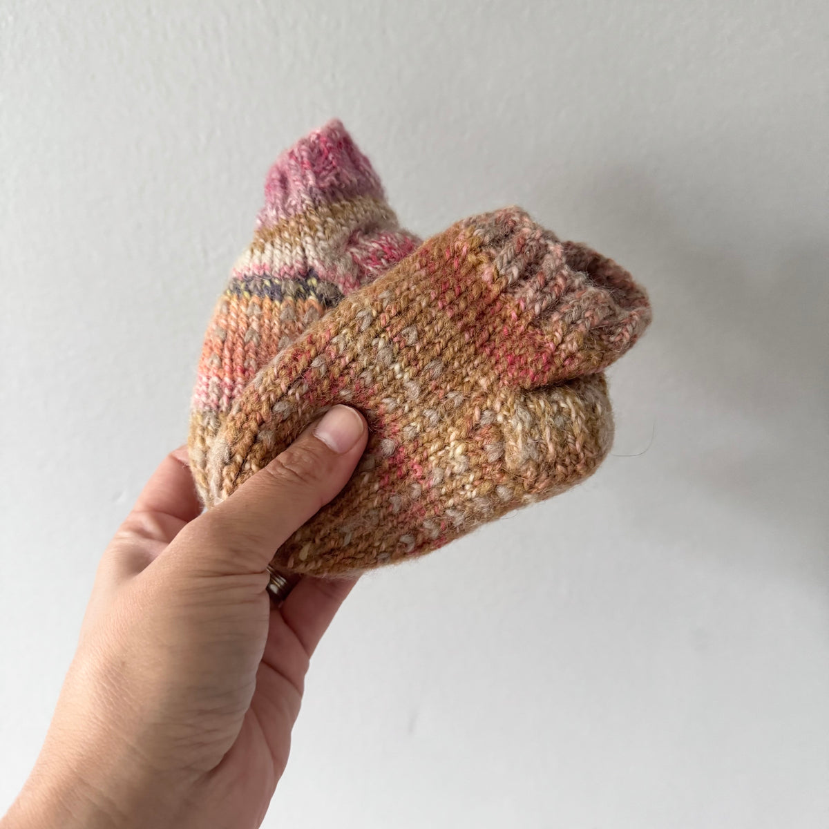 Handmade / Knit socks / 0-12M