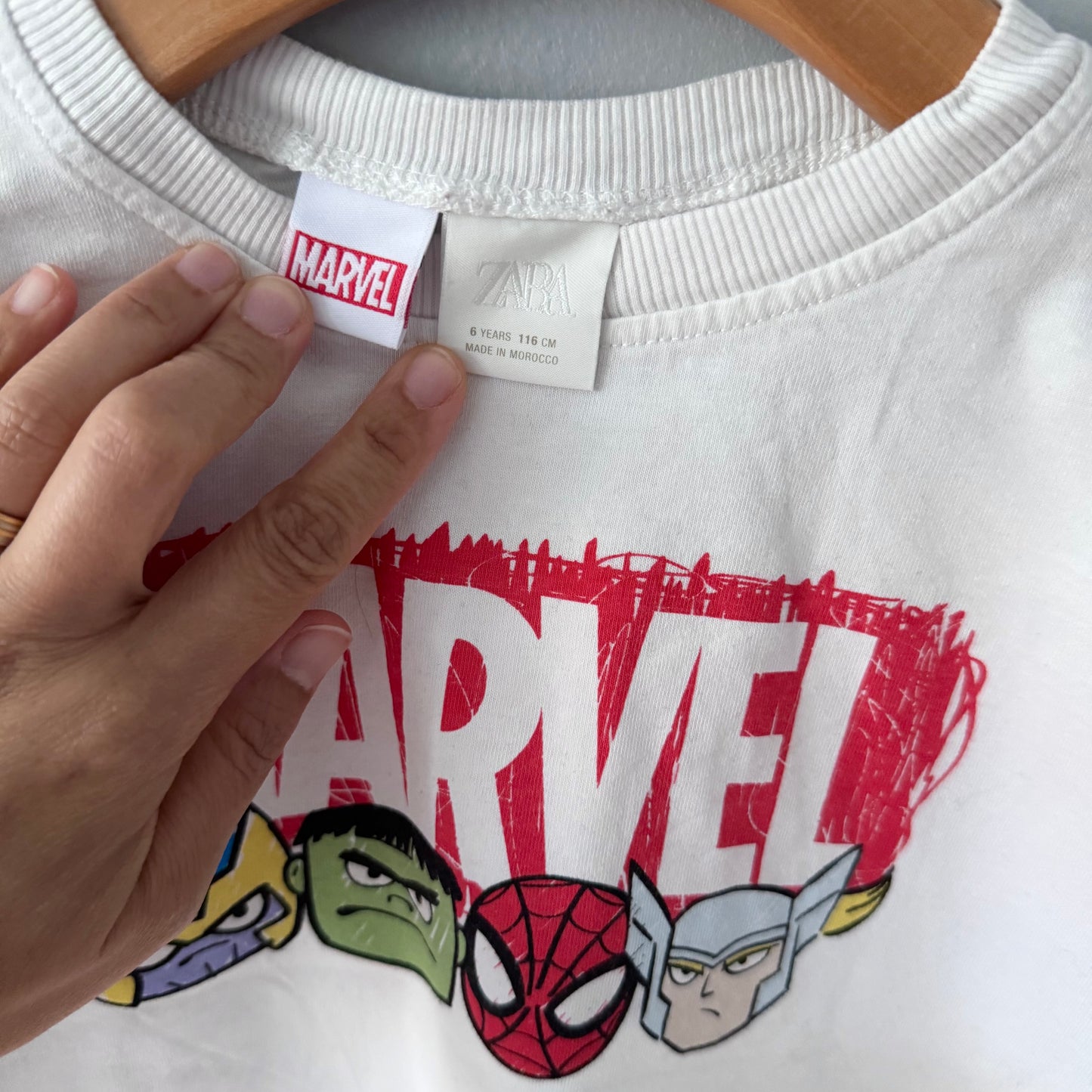 Zara x Marvel / White T-shirt / 6Y
