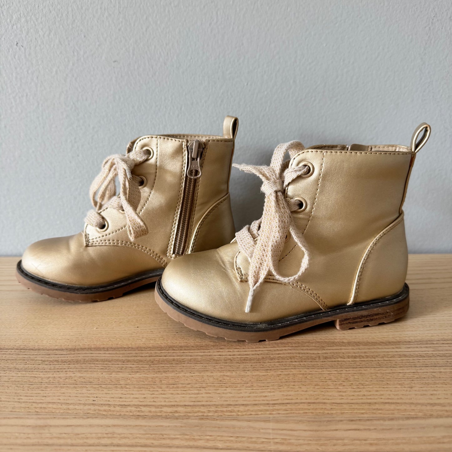 Cat & Jack / Gold boots / US9