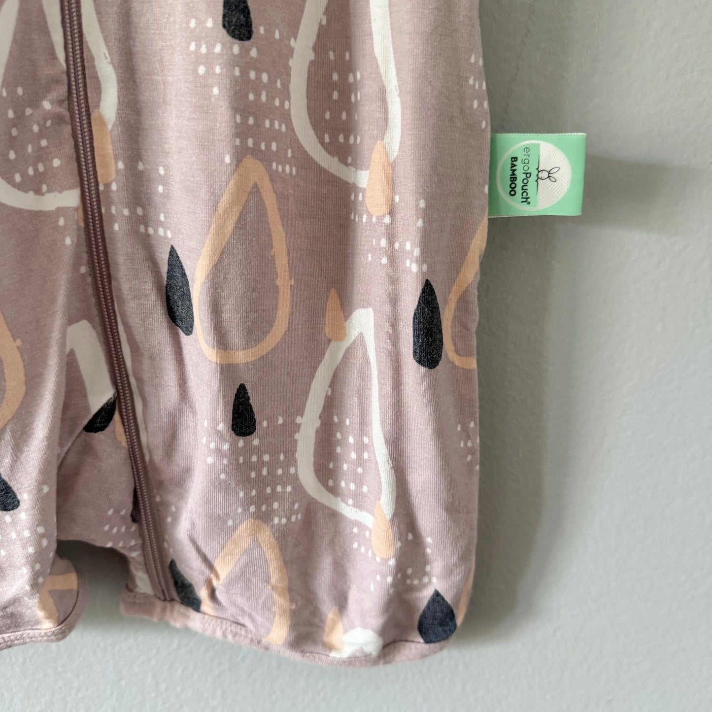 Ergo Pouch / Bamboo romper / 3Y
