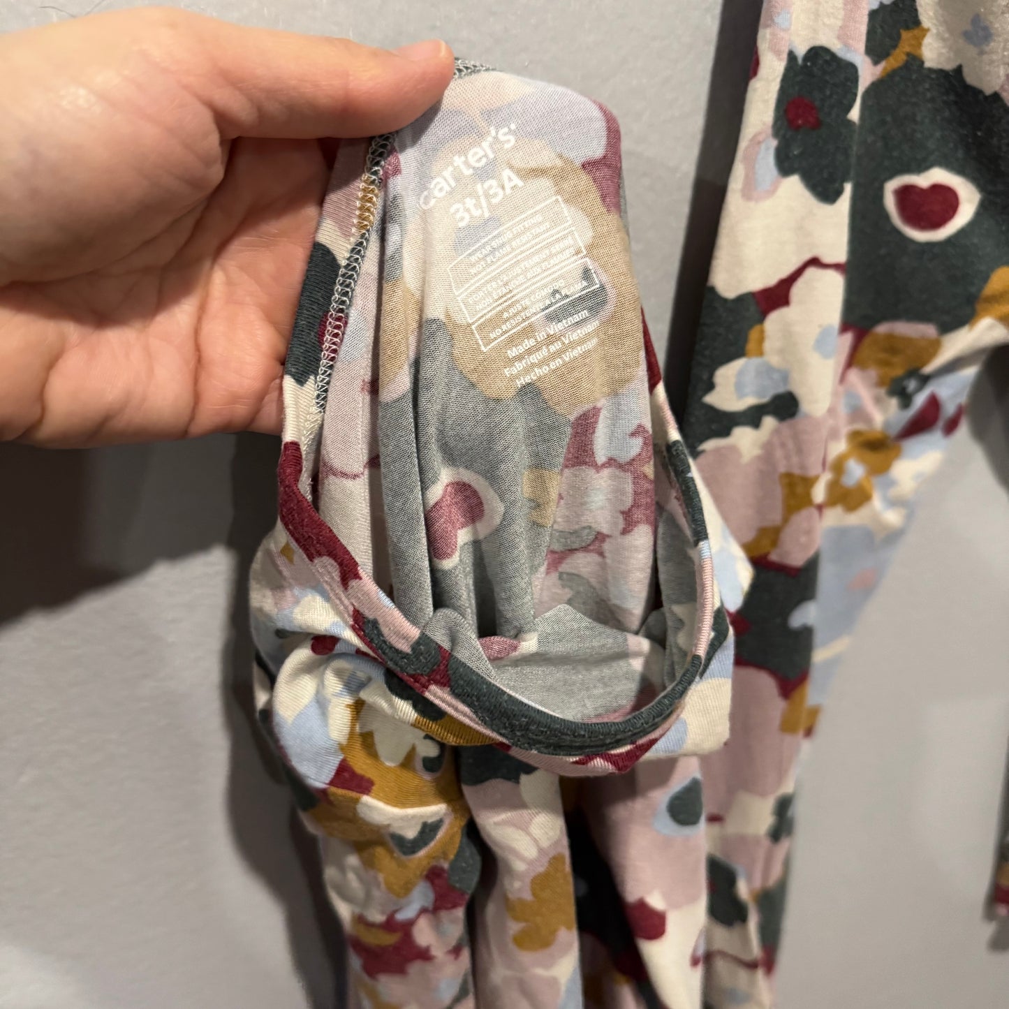 Carter's  / Khaki floral viscose pajama set / 3T