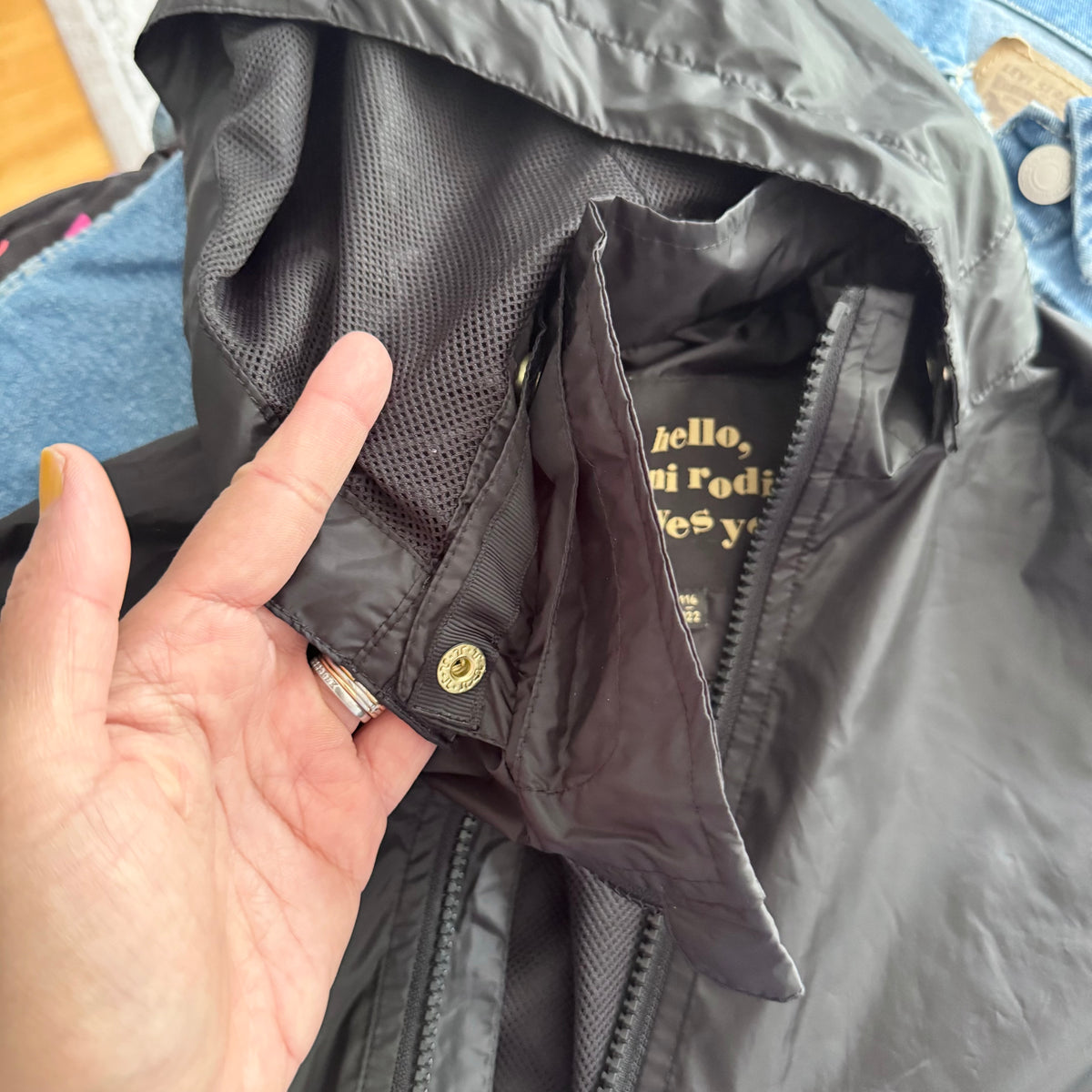 Mini Rodini / Black windbreaker / 6Y