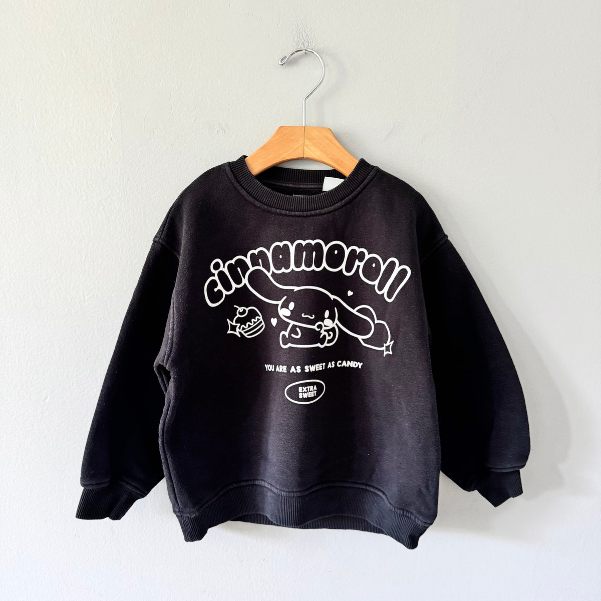 Zara x Sanrio / Cinnamoroll black sweatshirt / 6-7Y