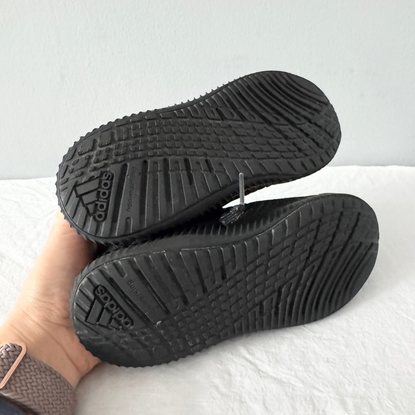 Adidas / Running Shoes / US12