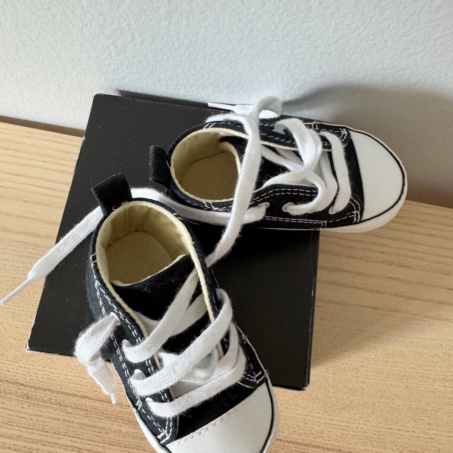 Converse / Crib shoes / US3