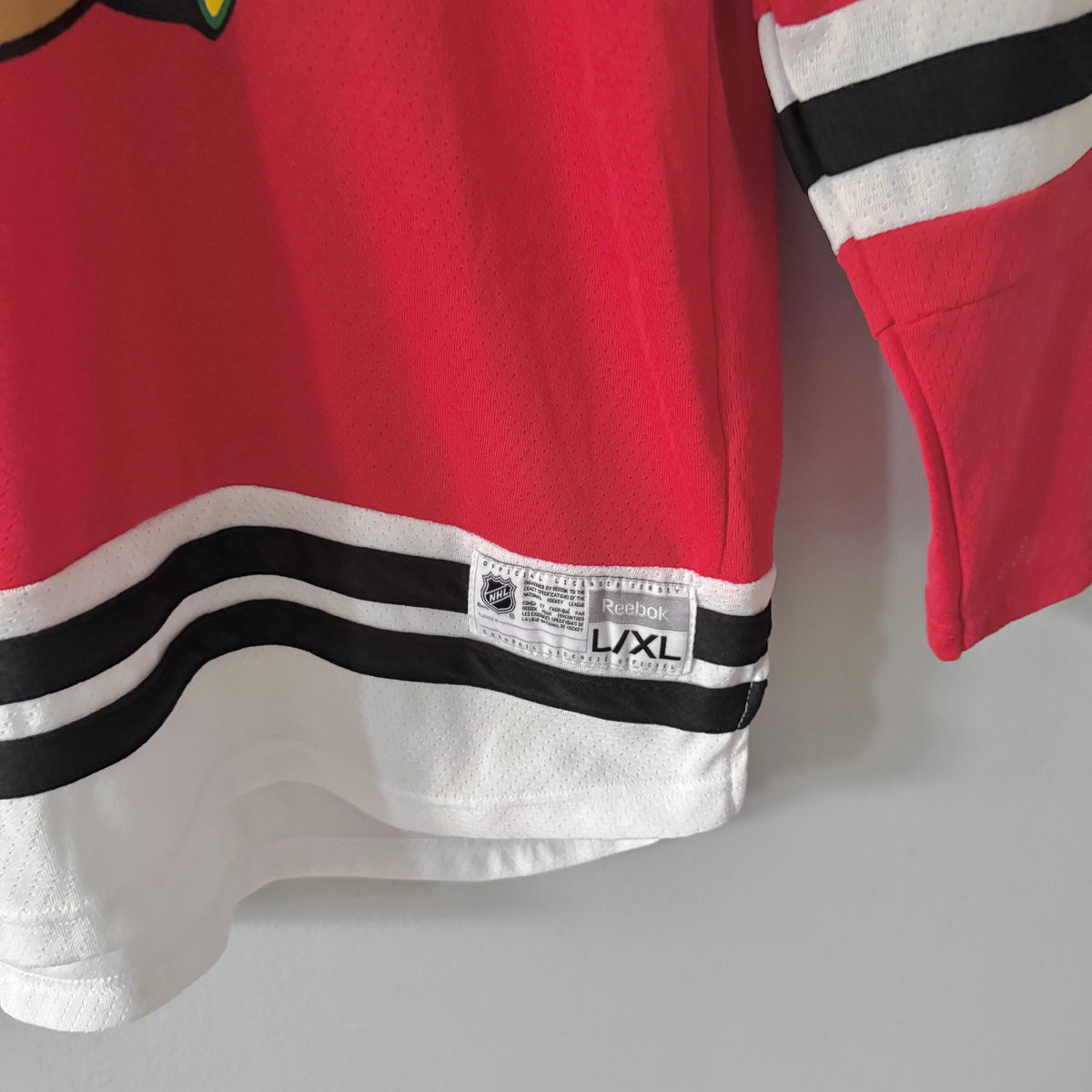 NHL / Chicago jersey / Youth L/XL