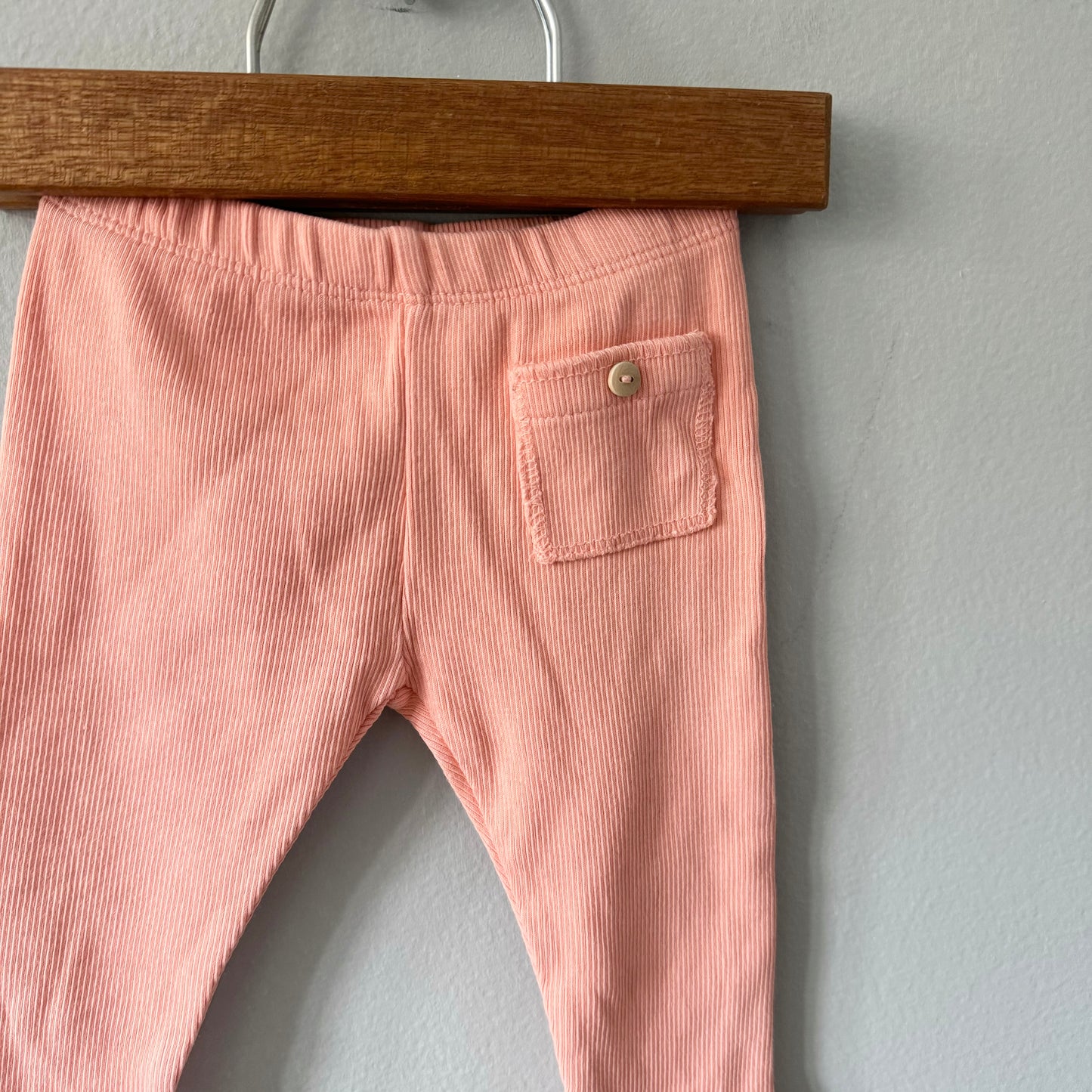 Zara / Light orange ribbed leggings / 3-6M