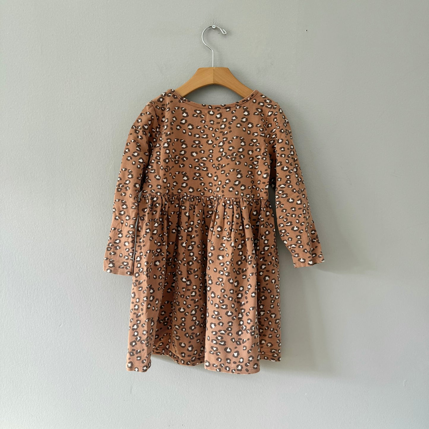 Rise little earthling / Brown leopard dress / 4-5Y