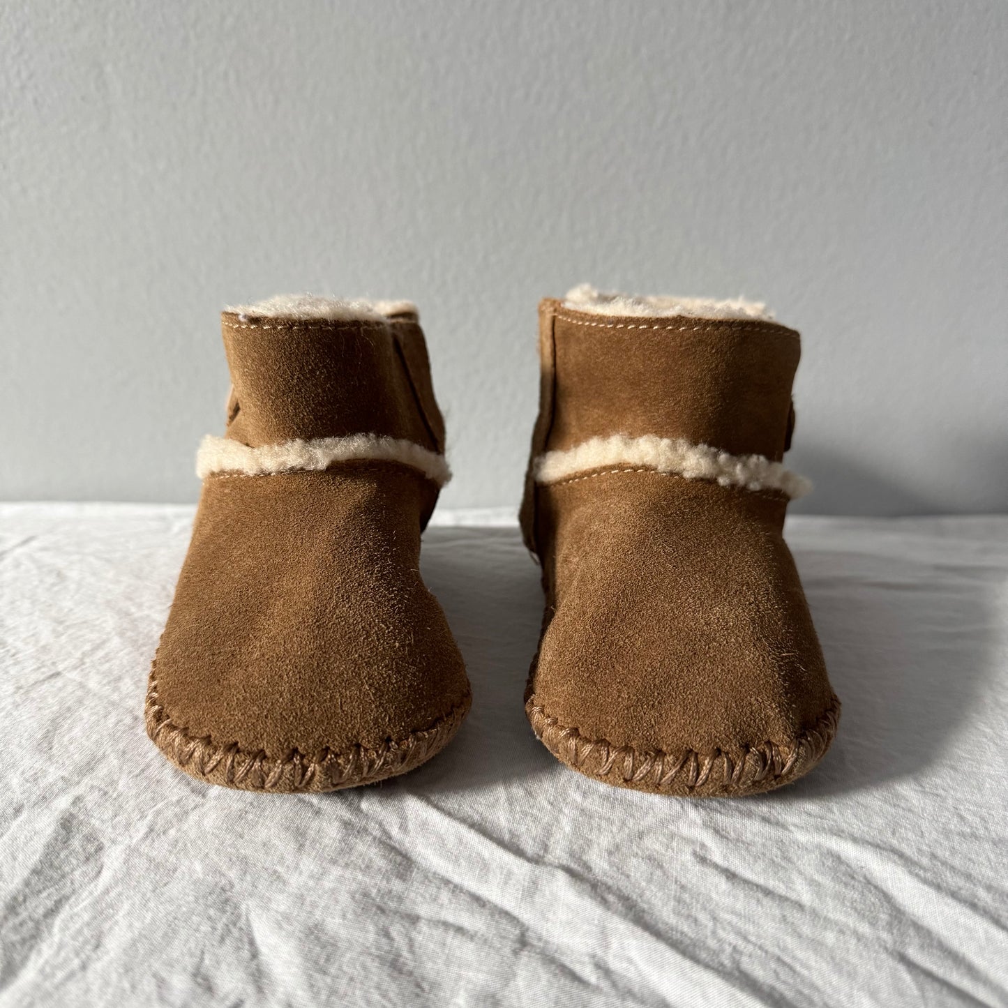 UGG / Boots / US5
