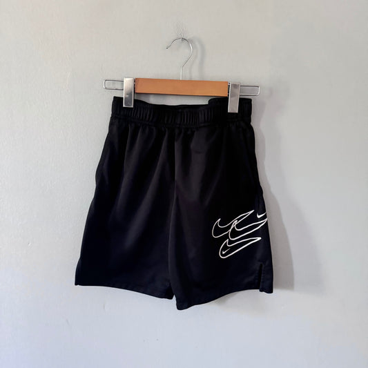Nike / Black Dri-fit shorts / M(8-9Y)