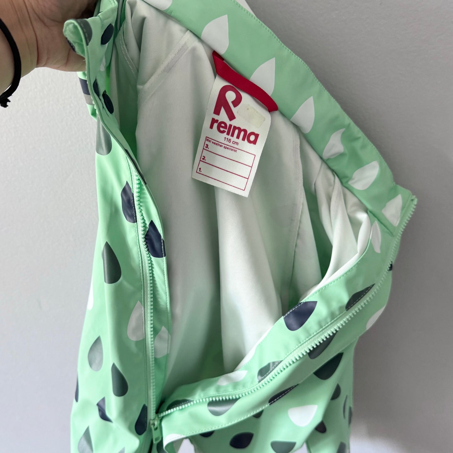 Reima / Green rain jacket / 116(5Y)