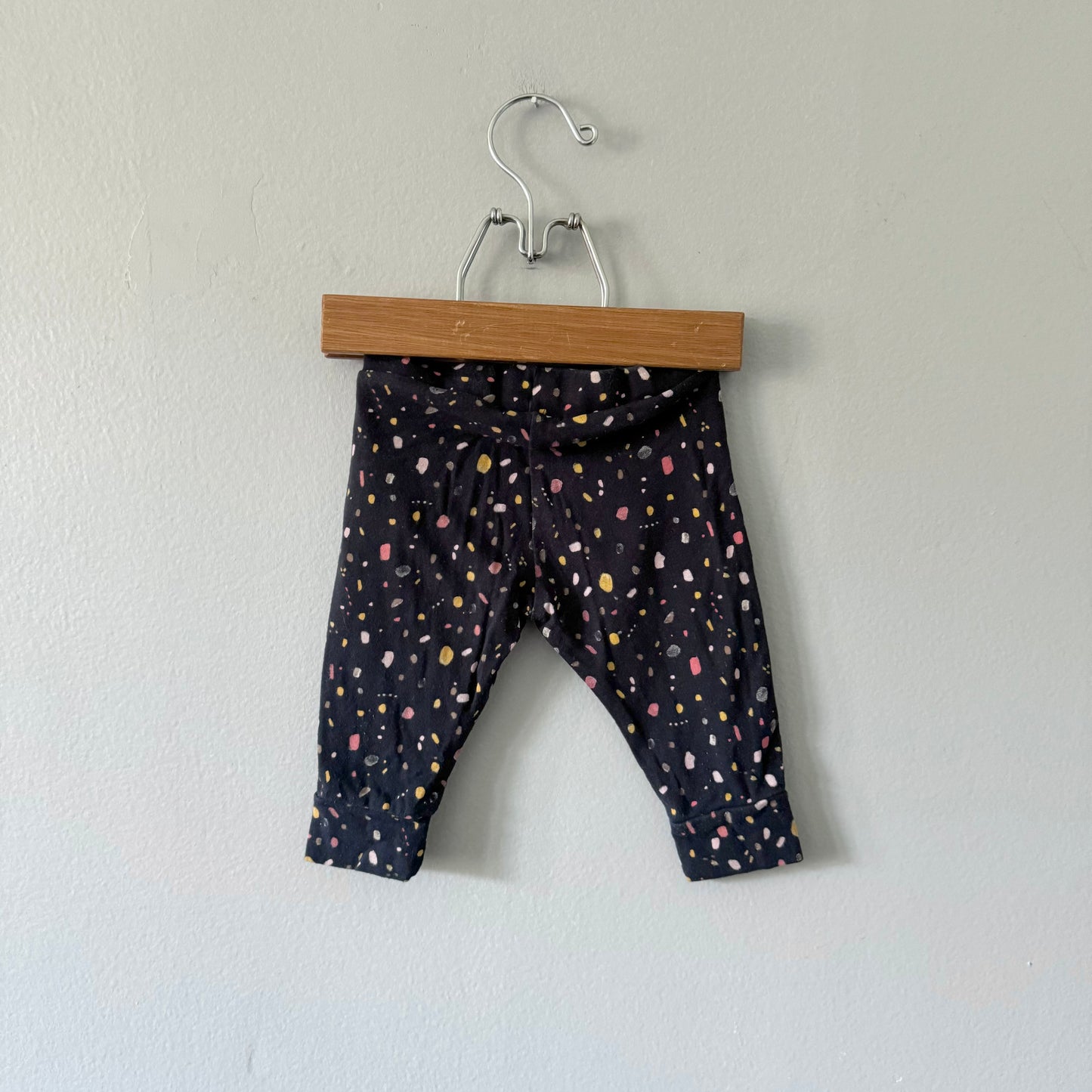 Noppies baby / Black x pebble rock organic cotton pants / 3M