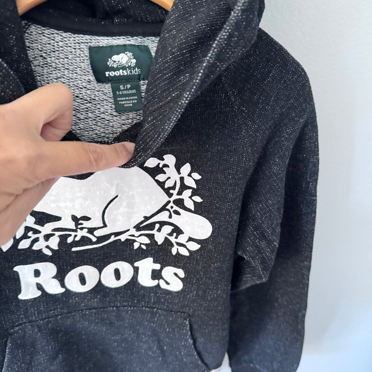 Roots / Black salt and pepper hoodie / 5-6Y