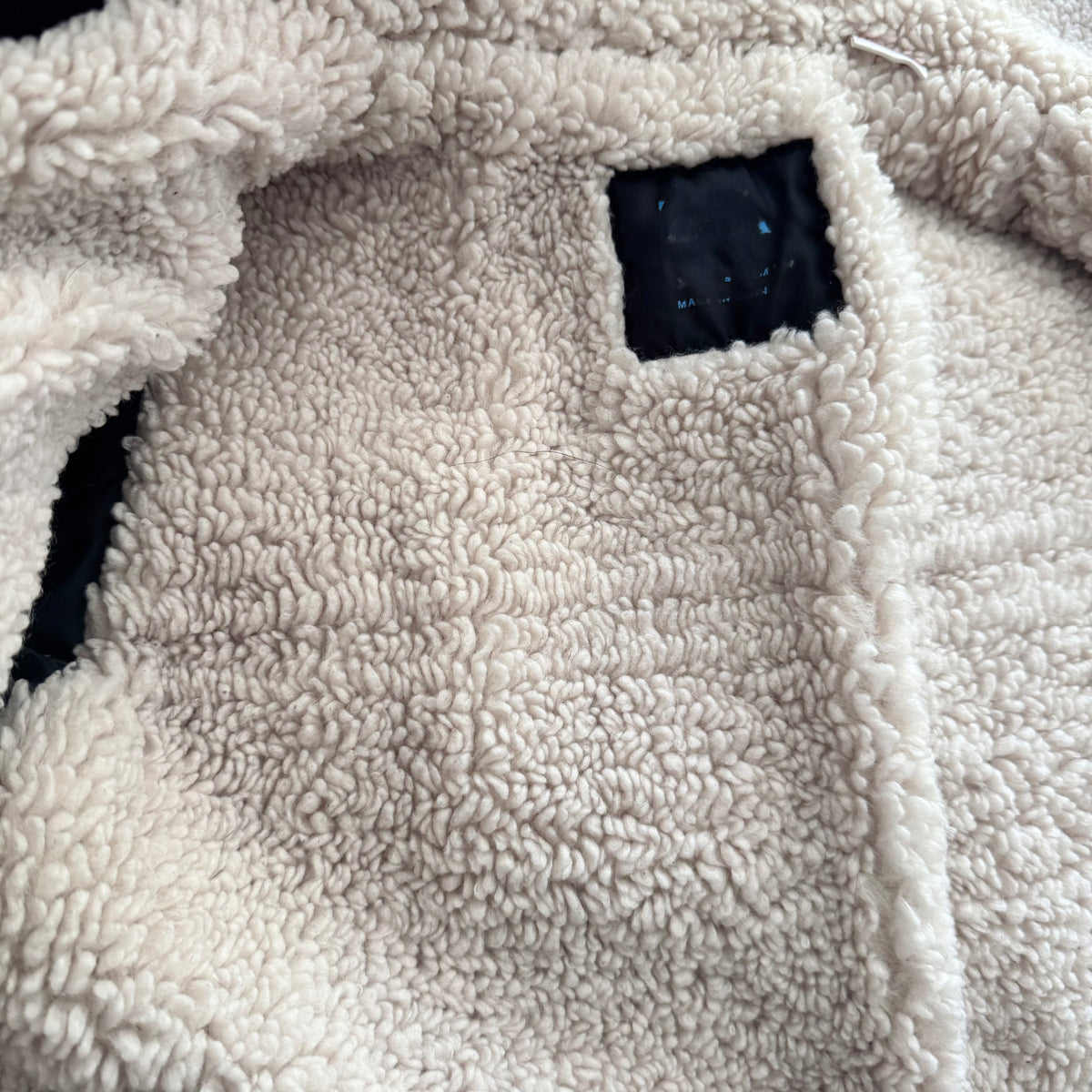 Zara / Sherpa x navy jacket / 2-3Y