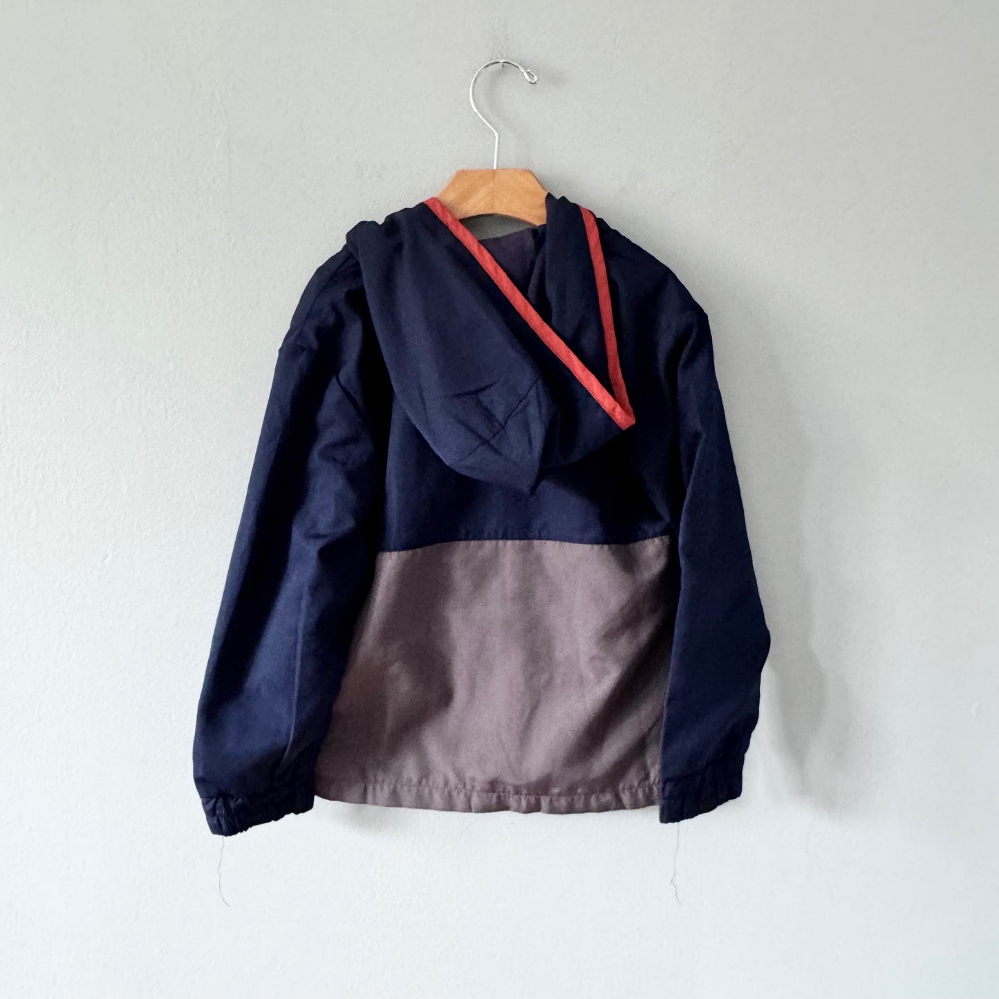 Tommy Bahama / Veste zippée bleu marine et grise / 6 ans
