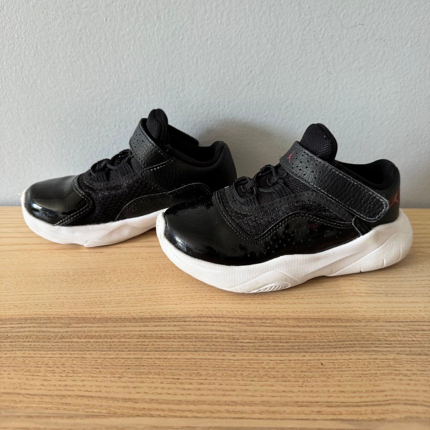 Nike / Sneakers / US9