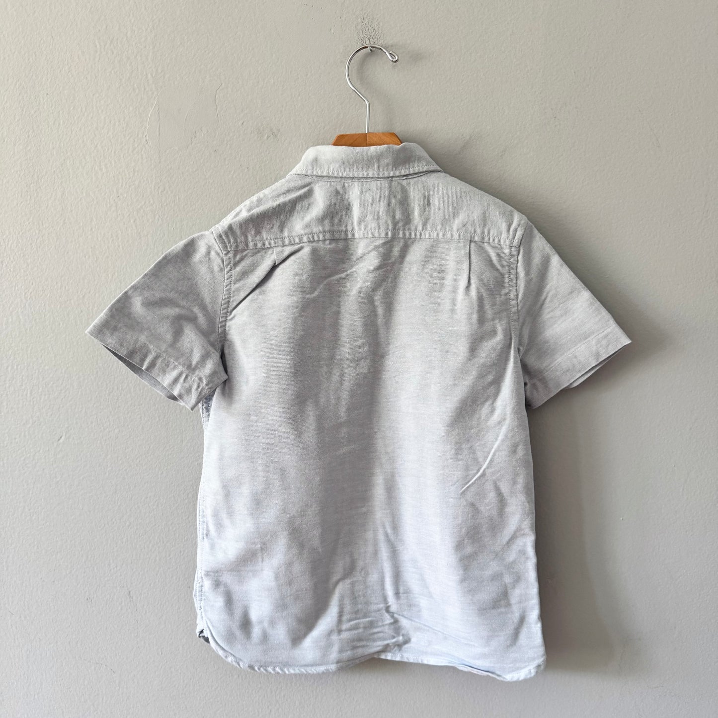 Gap / Light blue oxford shirt / 6-7Y