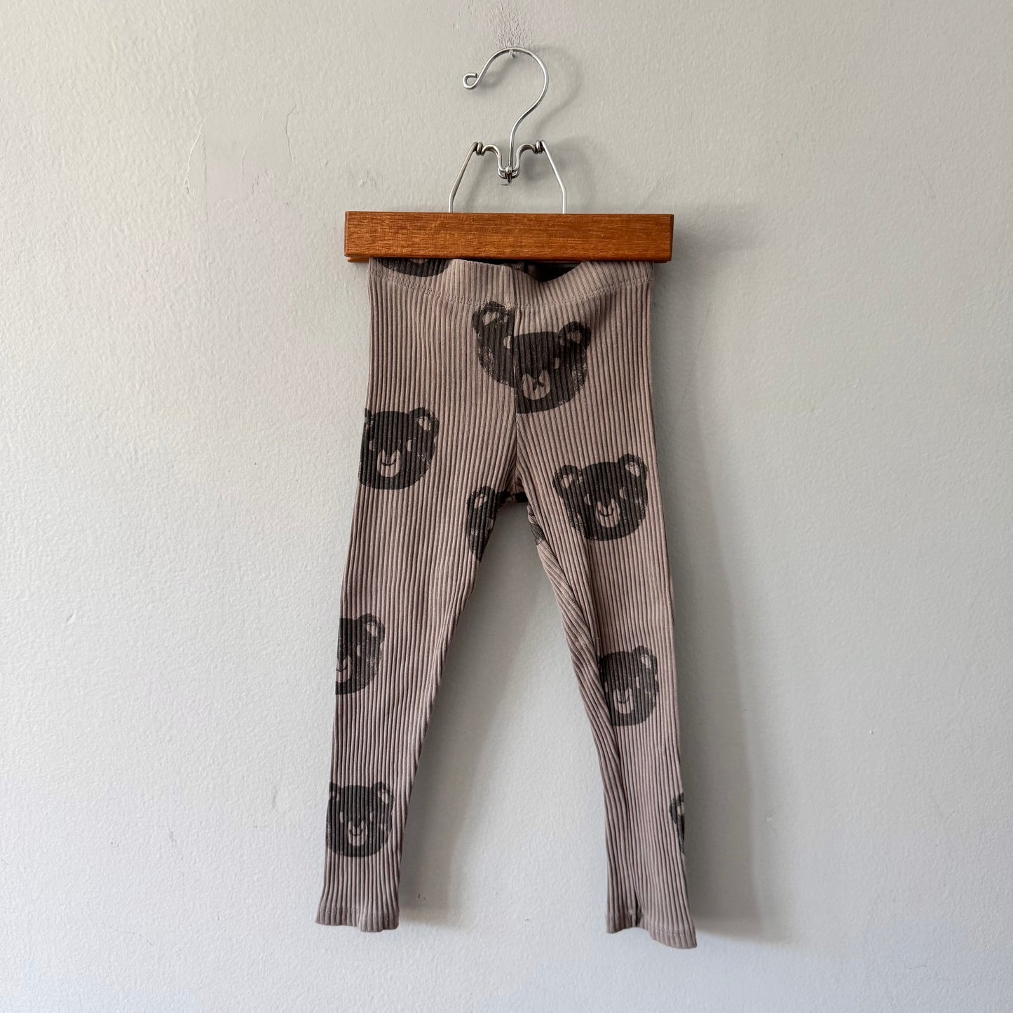 Zara / Grey x bear ribbed leggings / 4Y