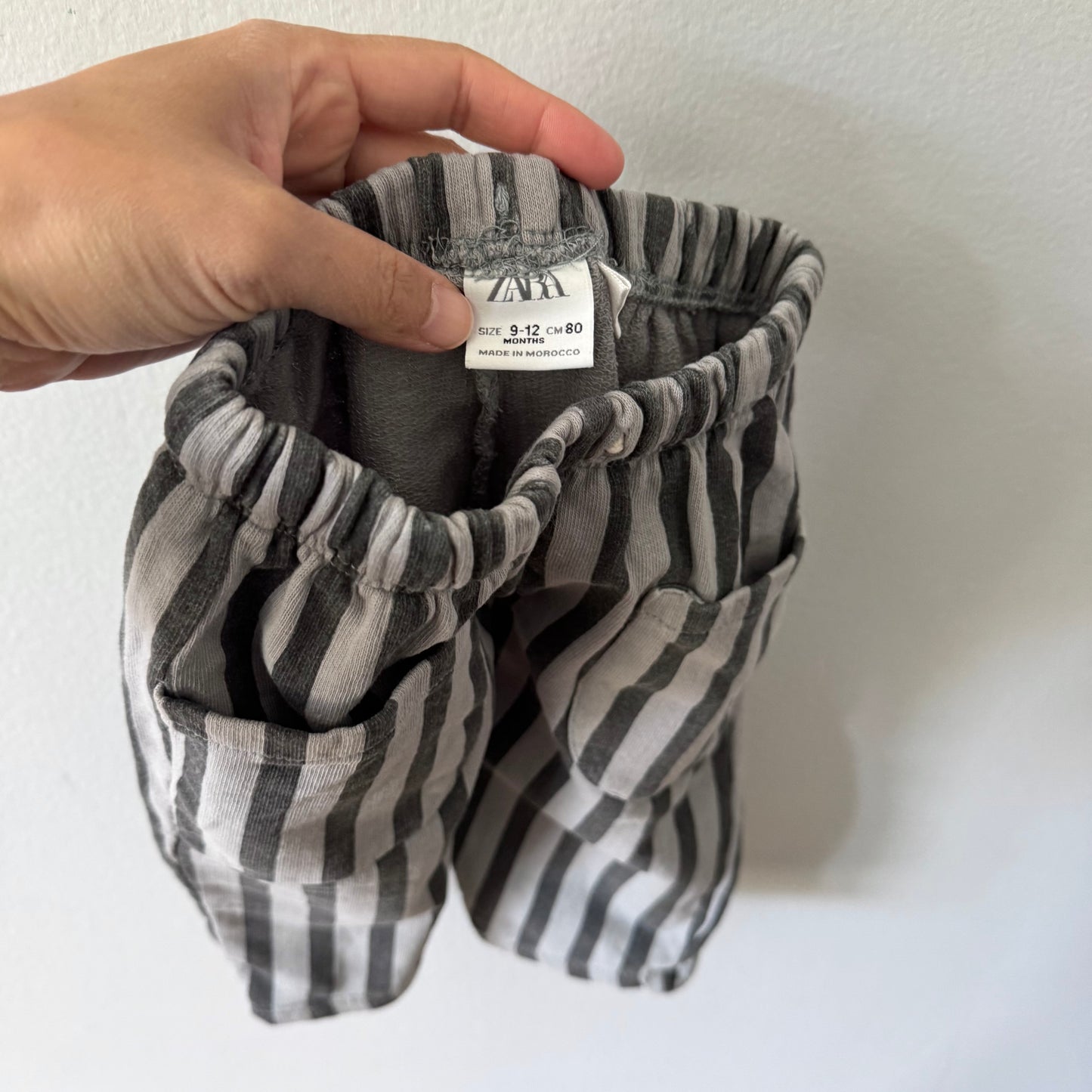 Zara / Grey stripe sweatpants / 9-12M