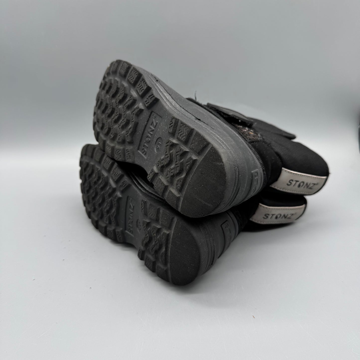 Stonz / Snow Boots / 9T (US10)