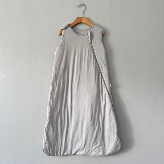 Gunamuna / Light grey sleep sack 1.0tog / 18-24M