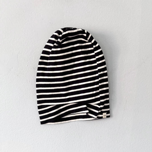 Mini mioche / Black x white organic cotton beanie / 6Y