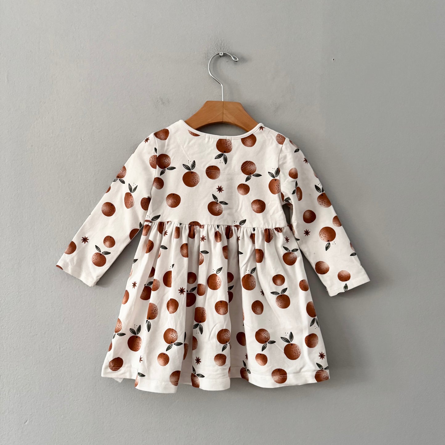 First by petit lem / White x orange dress / 18M