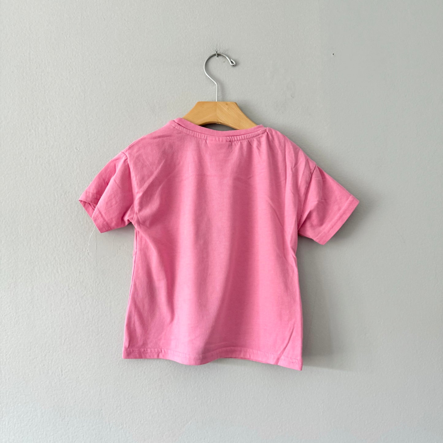 Barbie / Pink T-shirt / 6Y