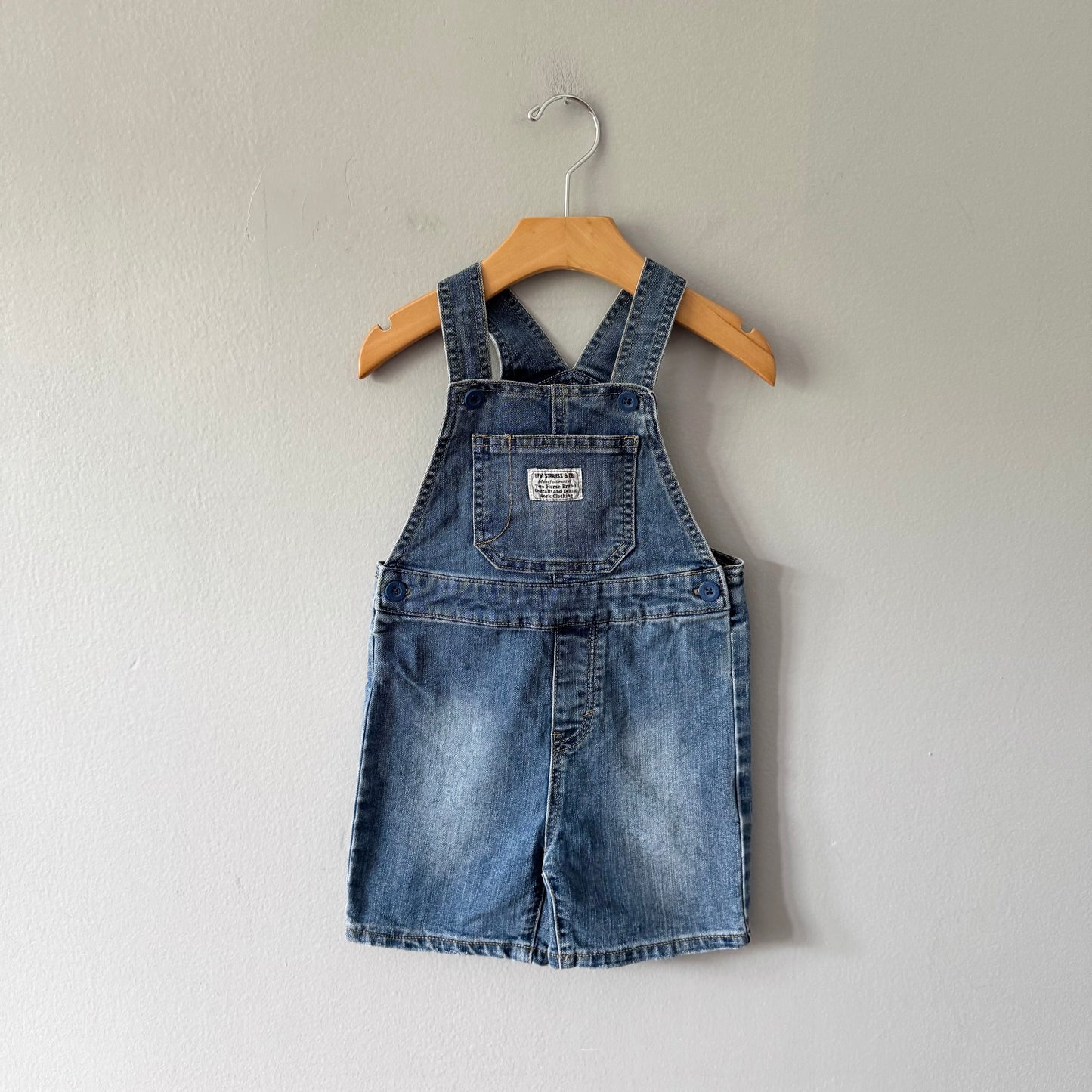 Levi's / Denim overall shorts / 2T